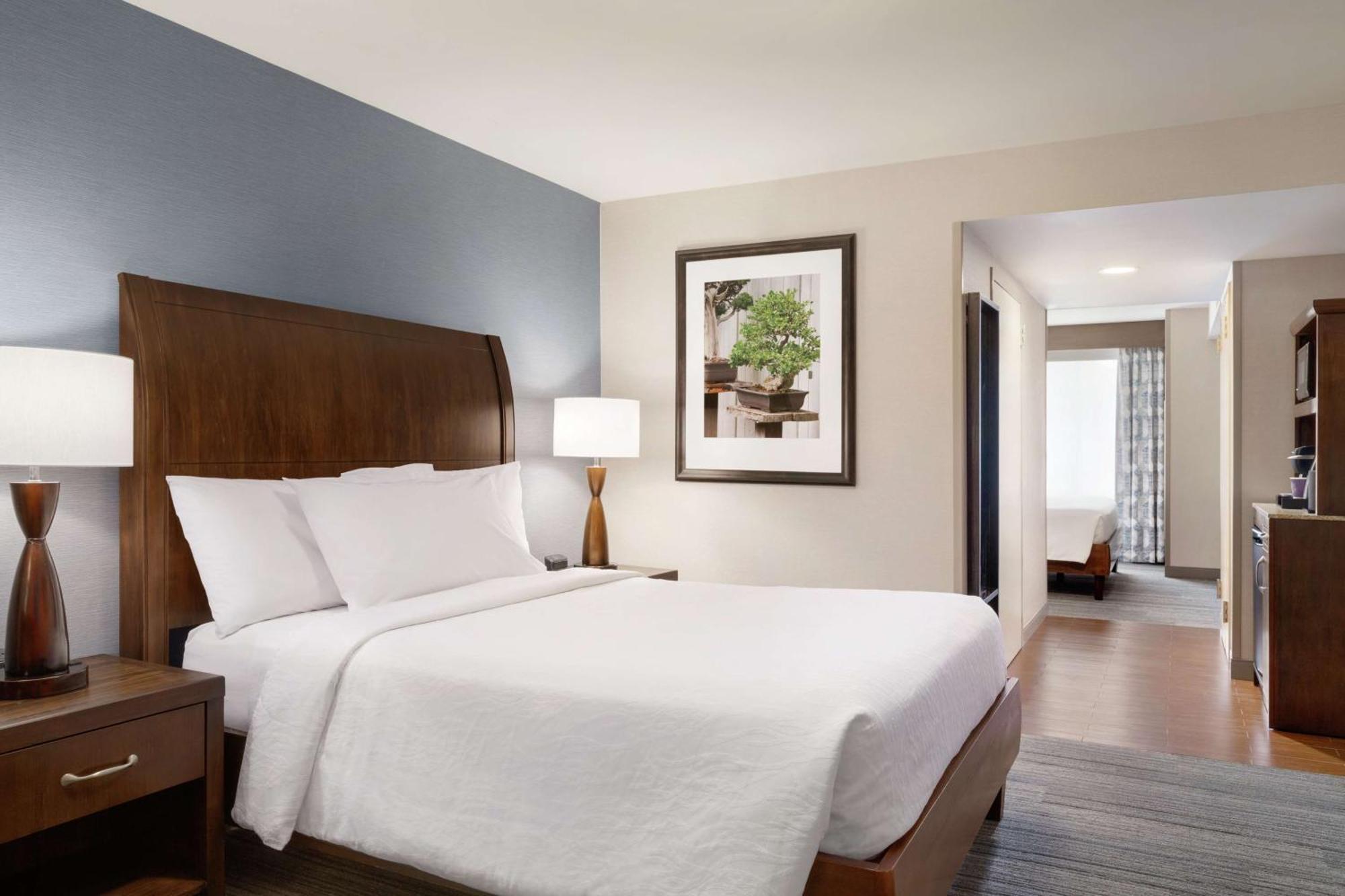 Hilton Garden Inn Stony Brook Exterior foto