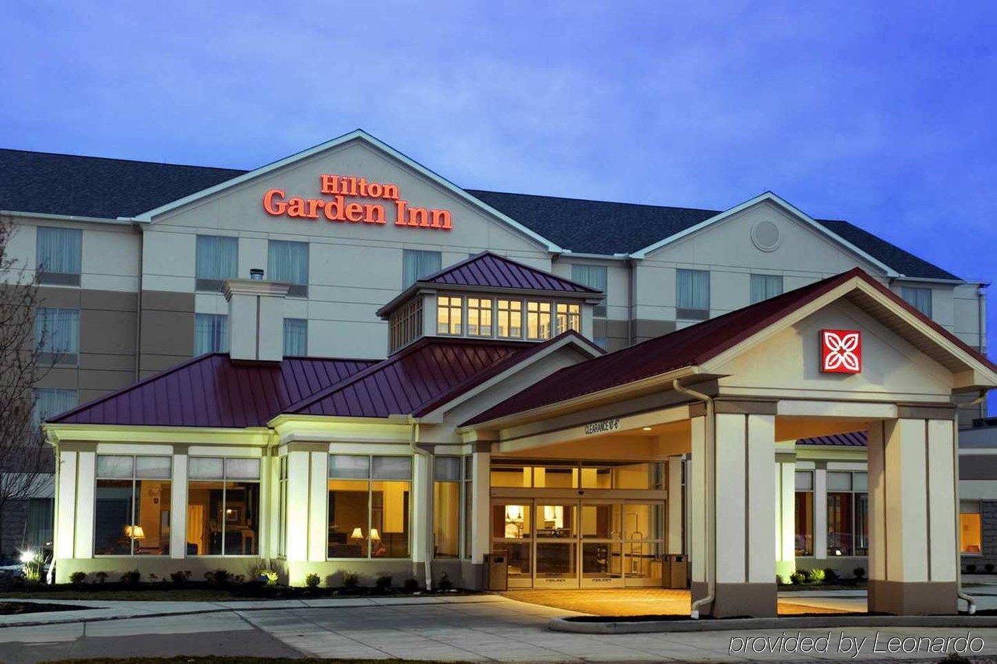 Hilton Garden Inn Stony Brook Exterior foto